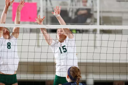 Elisa Scudder Sets Program Blocks Record in Loss at Yale