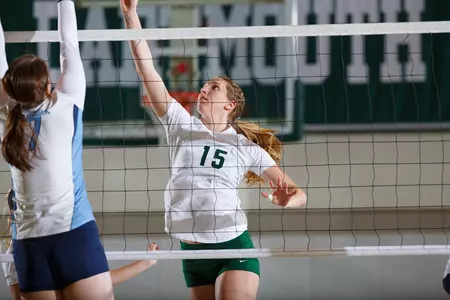 Women's Volleyball Ends Season with 3-0 Triumph at Columbia