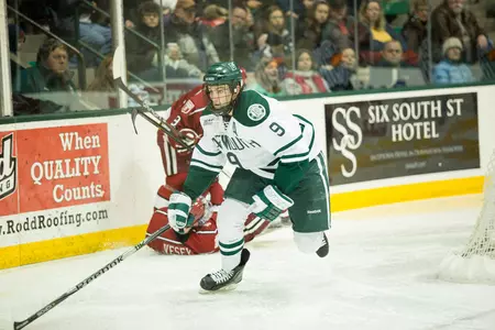 Matt Lindblad Signs Professional Contract With Boston Bruins
