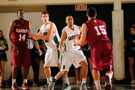 Men's Basketball Travels to Harvard to Begin Ivy Play