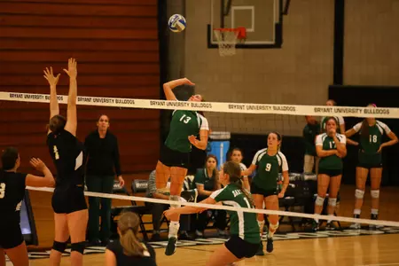 Women's Volleyball Falls in Ivy League Action to Penn, 3-1