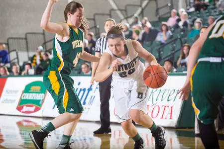 Women's Basketball Falls to American 77-54 on Sunday