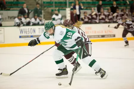 Women's Hockey Drops Conference Game at Harvard