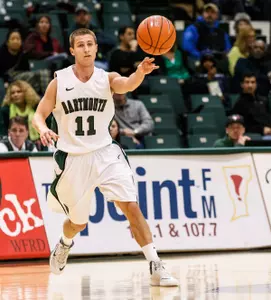 Twin-State Rival Vermont Comes to Leede Arena