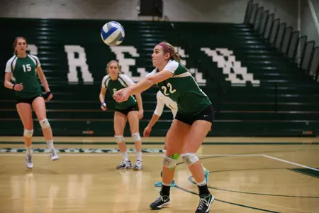 Big Green Volleyball Wins Ivy Opener Against Harvard, 3-2