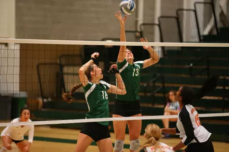 Dartmouth Volleyball Defeats St. Francis Brooklyn and UNH