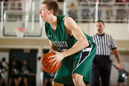 Men Cruise to 30-Point Victory Over Jacksonville State