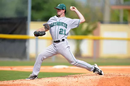 Dartmouth, Yale Swap Shutouts for Doubleheader Split