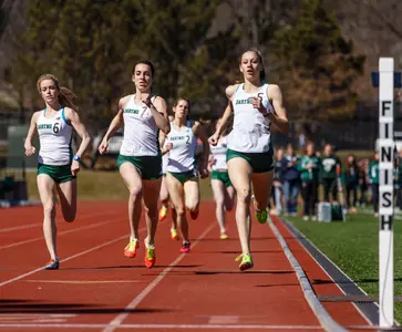 Women Compete at UMass Invitational in Final Heps Tune-Up