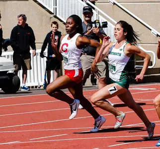 Women Conclude Busy Weekend with Mark Young Invite at Yale