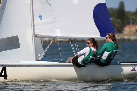 Women's Sailing Leads National Championship After Day One