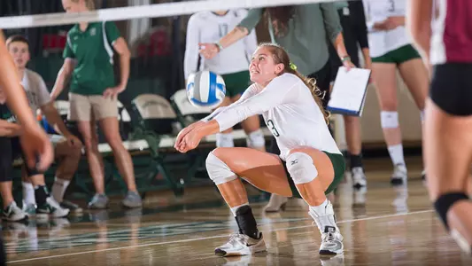 Volleyball Falls to Pacific and San Diego by Scores of 3-0