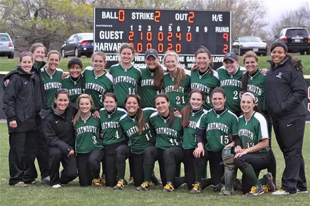 Softball Claims Ivy League North Division Title With Harvard Sweep