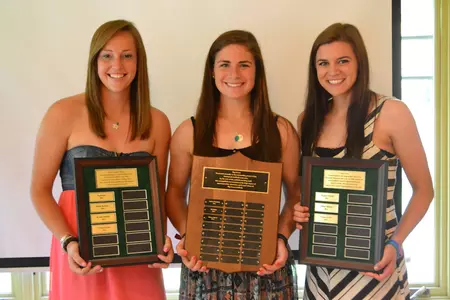 Softball Hands Out Team Awards After Stellar Season