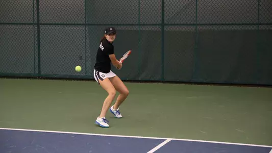 Green Women's Tennis Takes Down Brown, 5-2
