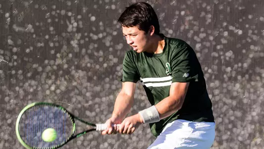 Big Green Goes 3-2 on Day Two of Invitational