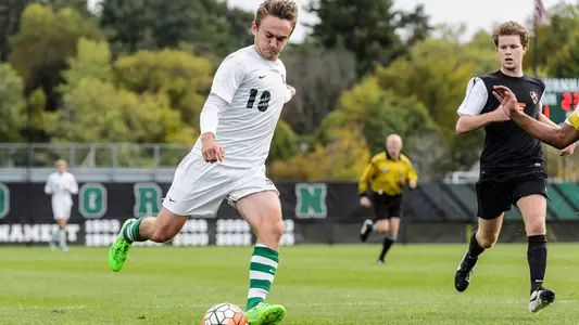 Big Green Head to UNH For a Granite State Showdown