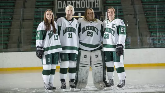 Women's Hockey Hosts Final Games of 2014-15 Season