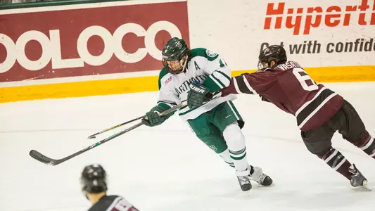 Eric Neiley Scores Late to Help Dartmouth to Game 1 Victory, 3-2
