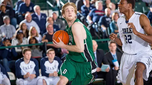 Captain Carpenter Leads Big Green Into 2015-16 Season