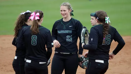 Softball Welcomes Princeton and Cornell This Weekend