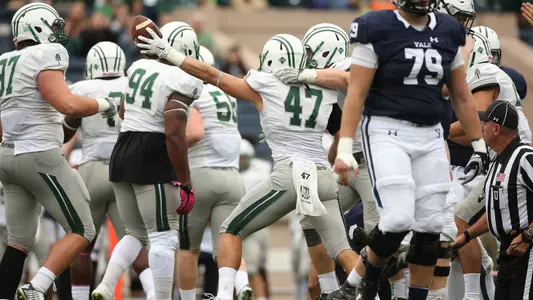 Yale Holds Off Dartmouth, 21-13