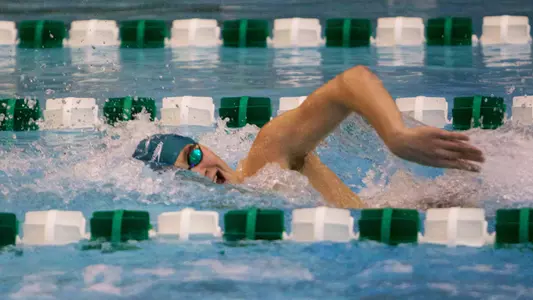Hendell Wins 500 Free on Day One of Bruno Invite