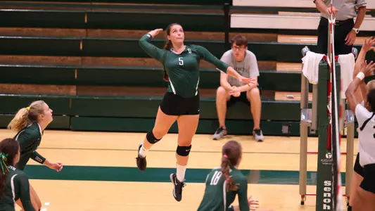 Dartmouth Drops Matches to Winthrop and WVU