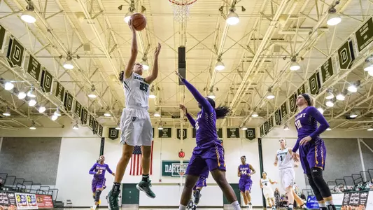 Qui?ones Scores 18, Dartmouth Falls to Harvard at Home