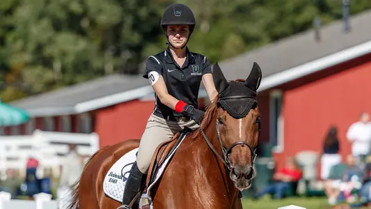 Sophie Lenihan riding a horse at morton farm