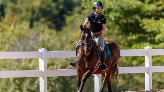 Teaghan Callaway riding a horse at dartmouth invite
