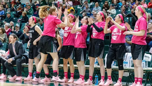 Big Green Hand Out Postseason Awards