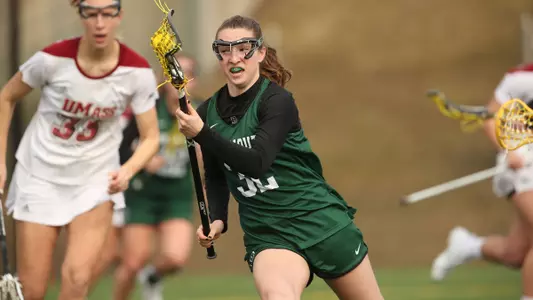 Hailey_Ricciardi3_UMass18_JR.jpg