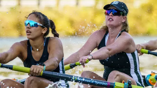 Ellie Urdang, Caitlin Lynch rowing at Gardner Cup