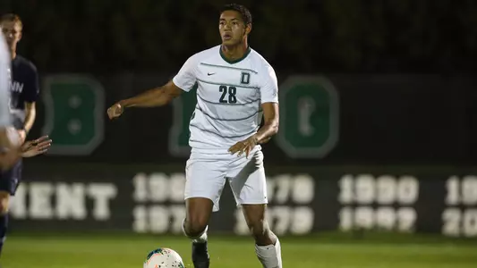 Jesse Scanlon soccer action versus UConn