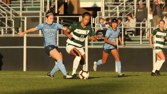 Isabella Villaflor women's soccer action versus Columbia