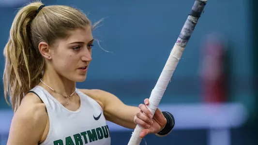 Lauren Ross women's track Invitational