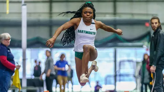 Sade Akinfe women's track Invitational