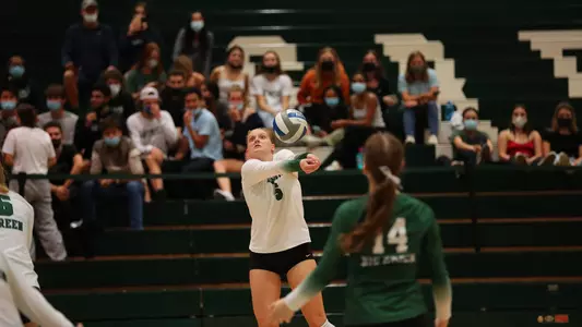Piper Stevens volleyball action versus Columbia