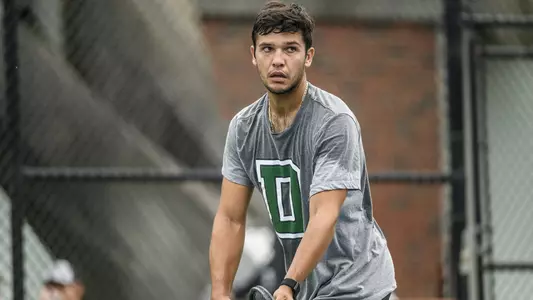 Alejandro Quiles men's tennis invitational action