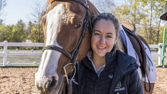 Sophia Arana equestrian Home show 2021