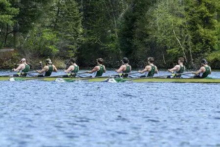 Heavyweight Rowing action versus Williams