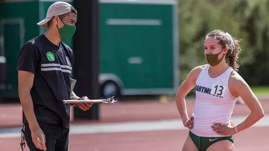 Julia Robitaille women's track action at Dartmouth Invite