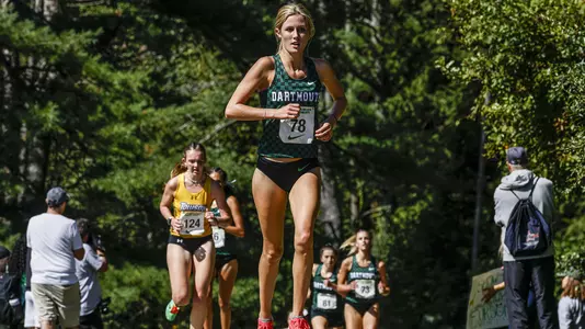 Annie Jackson running at Souther Invitational