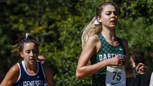 Sara Fragione running at Souther Invitational