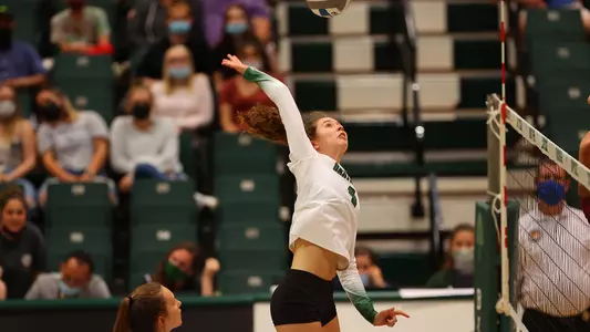 Francesca Meldrum volleyball action versus Harvard