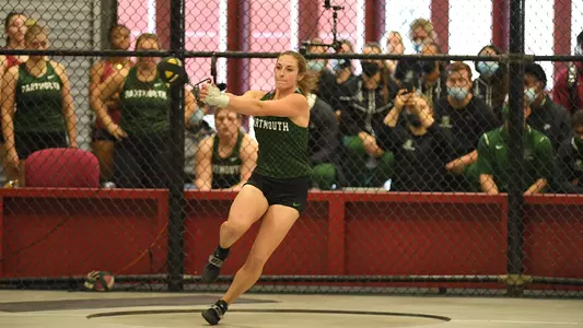 Julia Reglewski women's track action at Harvard