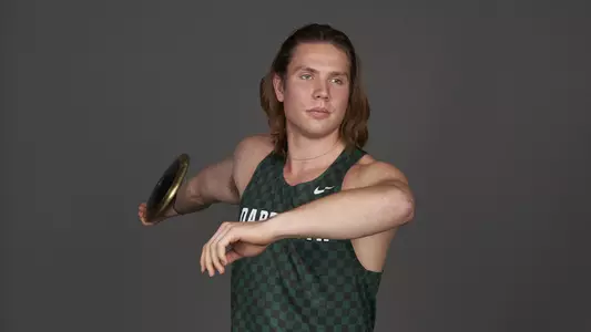 Karl Pajus men's track posed action