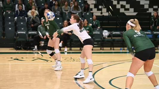 Emma Engstrom volleyball action versus Penn