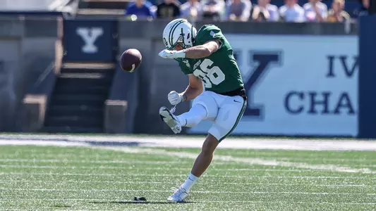 Oct. 08, 2022; New Haven, Connecticut, USA; Dartmouth Big Green wide receiver Ivan Hoyt (86) during an Ivy League matchup between Dartmouth and Yale  at Yale Bowl. The Bulldogs defeated the Big Green by a score of 24-21. Photo by Brian Foley for Foley-Photography.